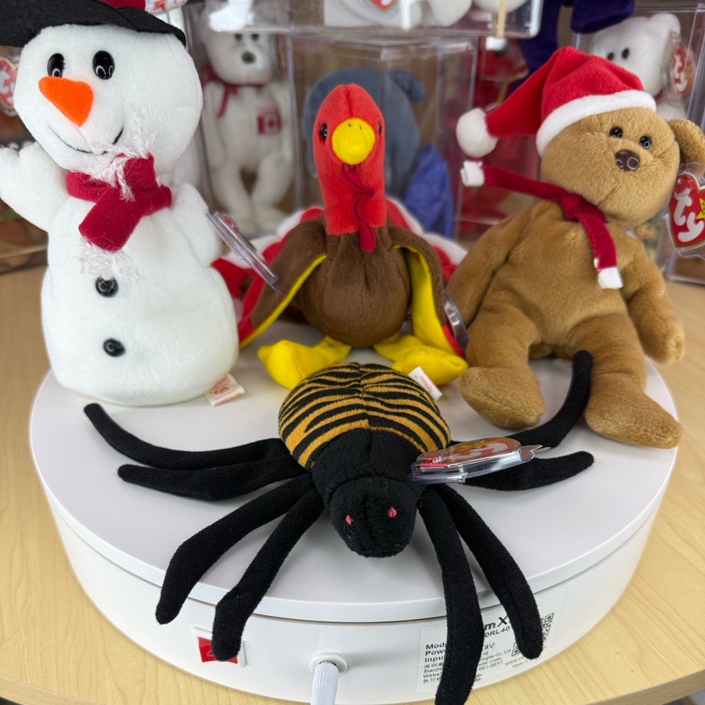 🎁❤️🧸MYSTERY BEANIE BOX🧸❤️🎁 - Picture 5 of 16